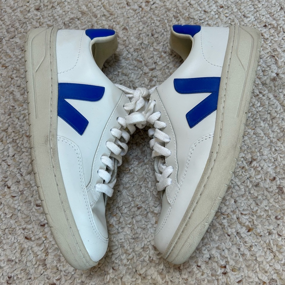 Veja V-12 LEATHER WHITE PAROS - Picture 5 of 9